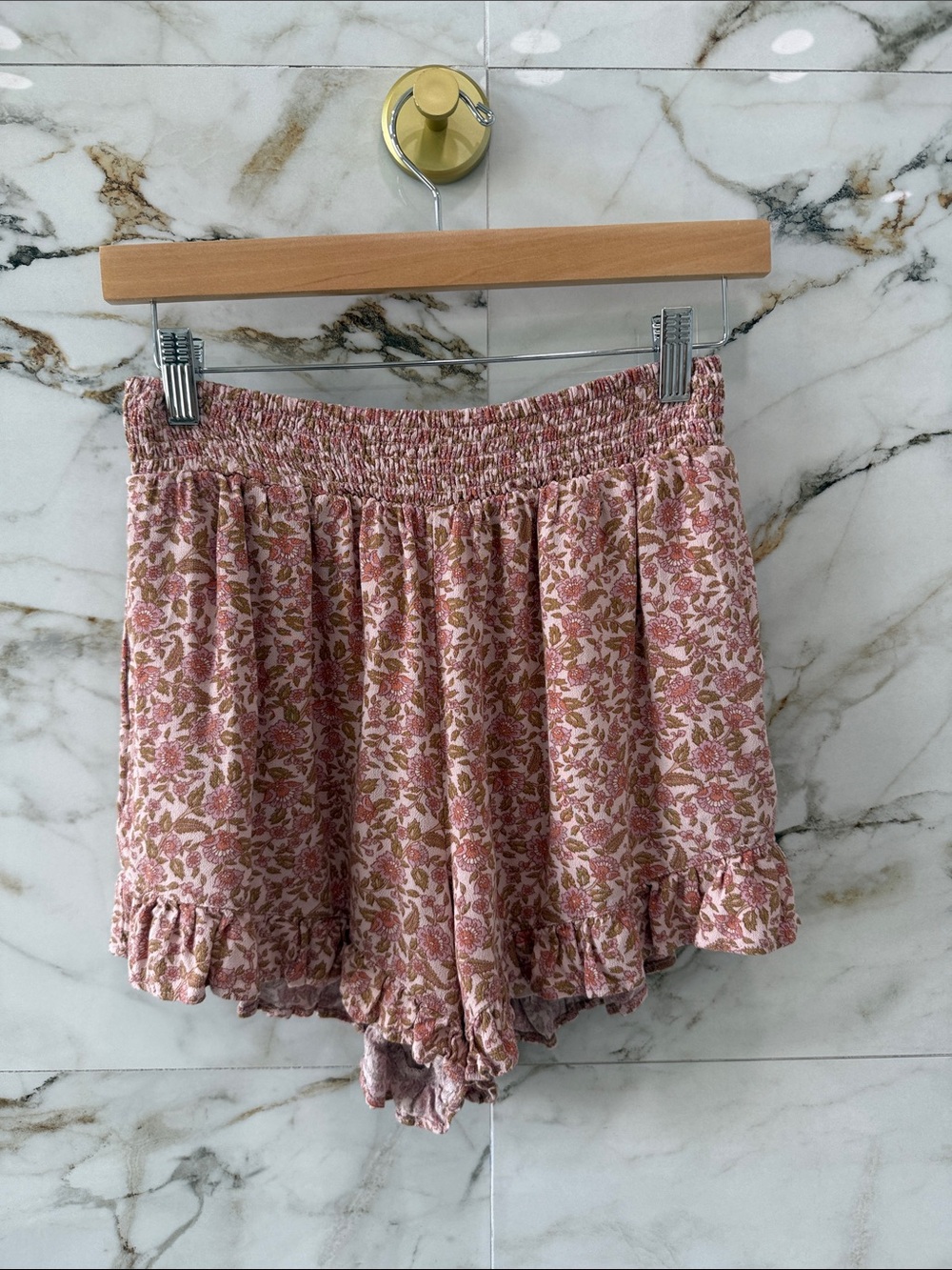 American Eagle Outfitters Pink Floral Smocked Waist Ruffle Shorts - Picture 3 of 5
